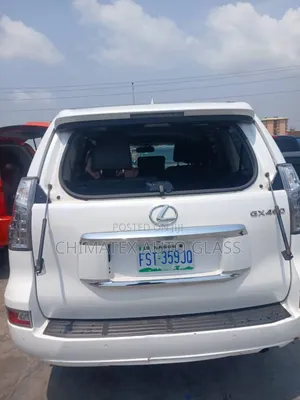 Lexus Gx460 Back Glass Installed Perfectly We Deliver Fix
