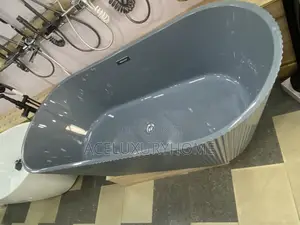 Gray Designed Bathtub