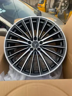 19 Inches Alloyed Wheels All Mercedeces Benz Fitted