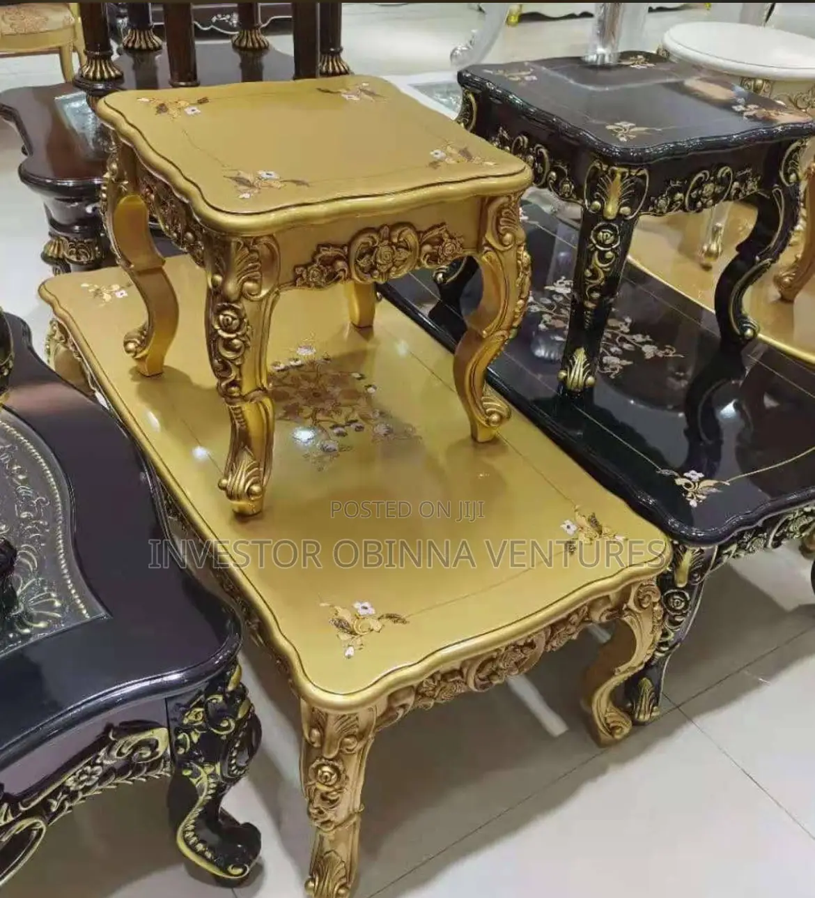 Royal Center Table With Two Side Stools