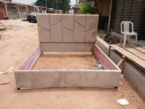 7b7 Bedframe
