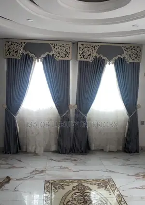 New Design Board With Solid Curtains