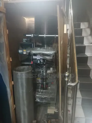 Granular Filling Sealing Packing Machine