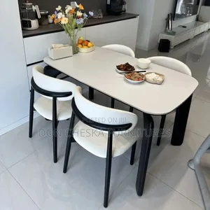 Wooden Leg Dinning Table Set