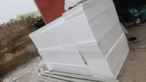 Polythrene Sheet Board 2cm 2x4