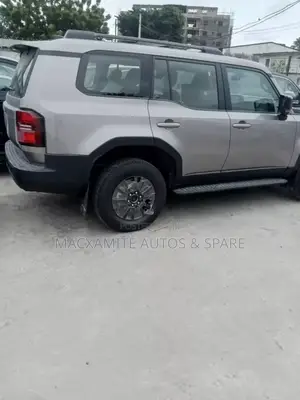 New Toyota Land Cruiser Prado 2025 Gray
