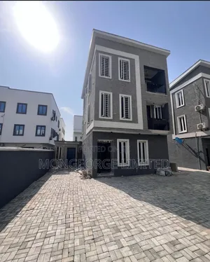 4bdrm Duplex in Lekki Phase 1 for sale