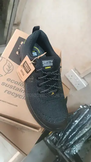 Eco Fitz Safety Jogger-Black