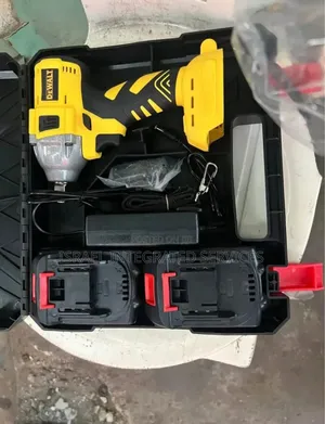 Battery Impact Wrench 1⁄2 Dewalt