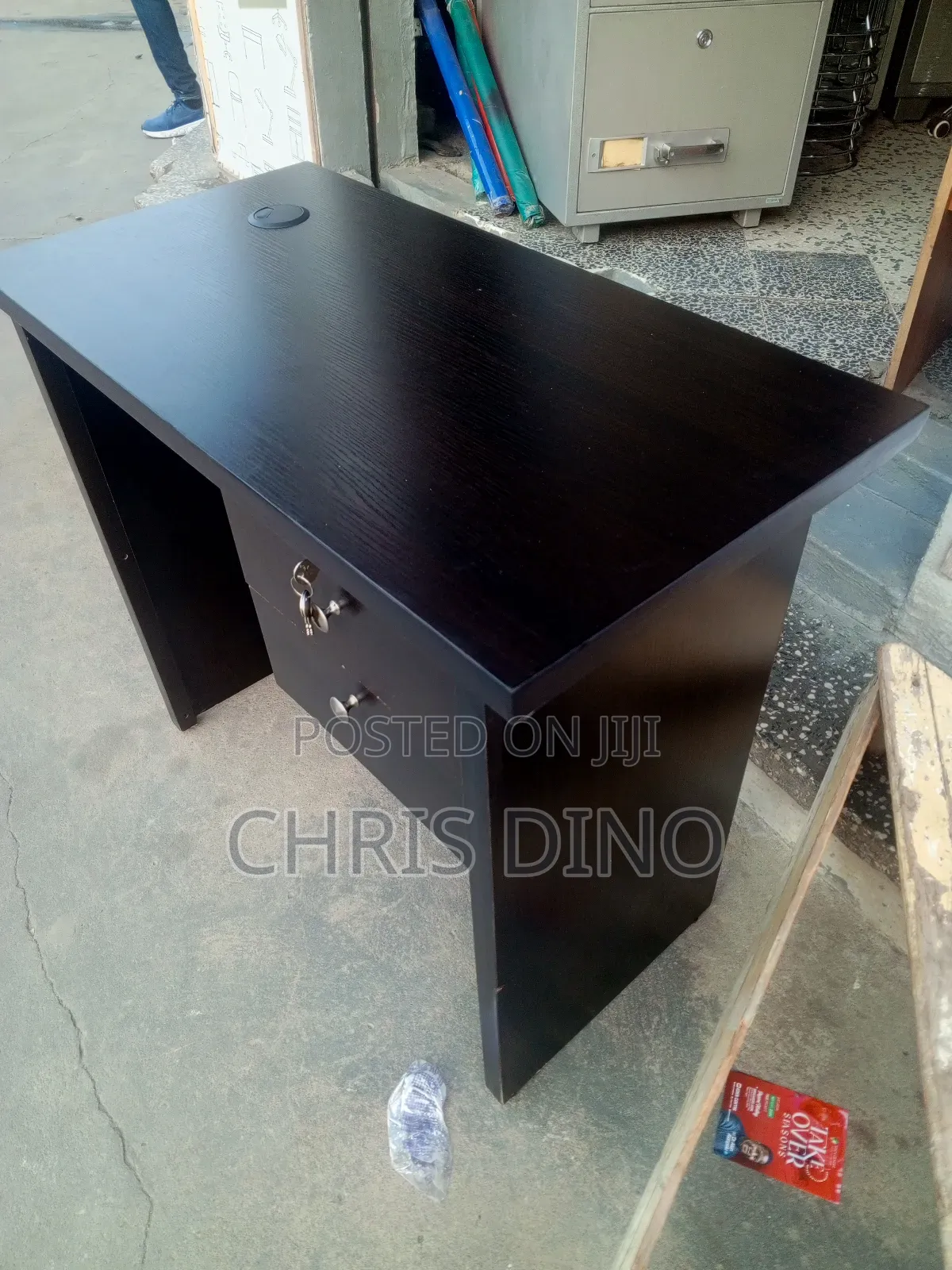 3 Ft Office Table