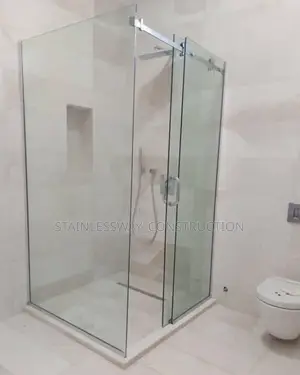 Aquashowercubiclehydrooasisspace