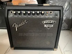 Quality Fender Bullet 150 Lead Guitar Amplifier (Combo)