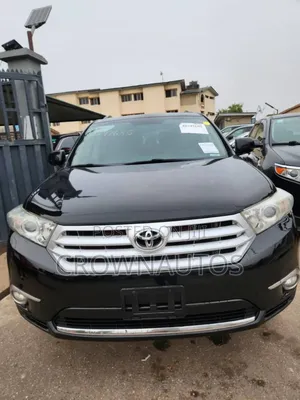 Toyota Highlander Limited 3.5l 4WD 2013 Black
