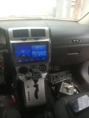 Dodge Caliber 07 Android Auto