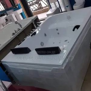 Double Jacuzzi