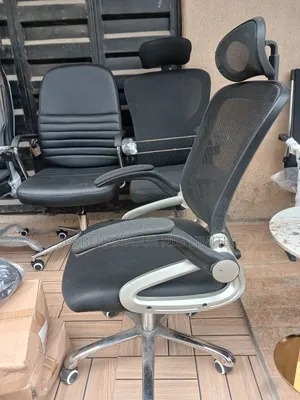Luxury Executive Chair With Headrest