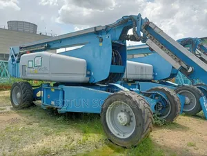 Man Lift 42 Metres
