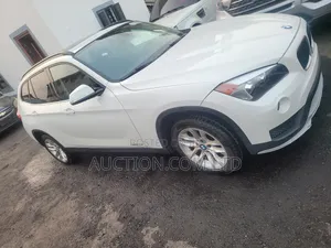 BMW X1 sDrive28i 4dr SUV (2.0L 4cyl Turbo 8A) 2015 White