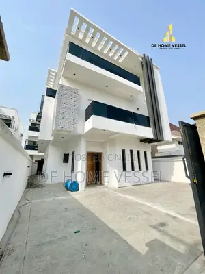 Luxury 5 Bed Detached Duplex With Bq