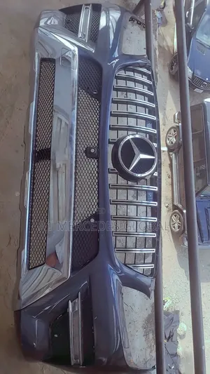 Mercedes-Benz Ml350 W166 Tokunbo Front Bumper With Grill
