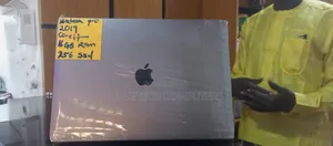 Laptop Apple MacBook Pro 2019 16GB Intel Core i7 SSD 256GB