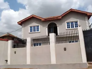 5bdrm Duplex in New Gbagi Market, Alakia for sale