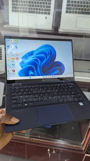 Laptop HP Dragonfly G2 16GB Intel Core I5 SSD 512GB