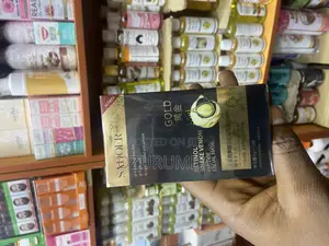 Retinol Snake Venom Gold Facial Mask