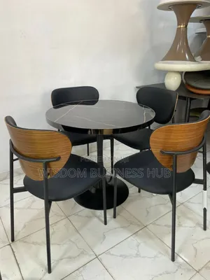 4 Seaters Dinning Set for Restaurants and Homes