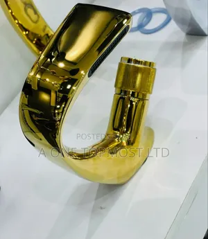 Gold Basin Mixers (C- Design)