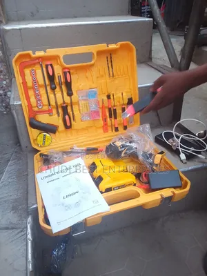 Chargeable Drilling Machine
