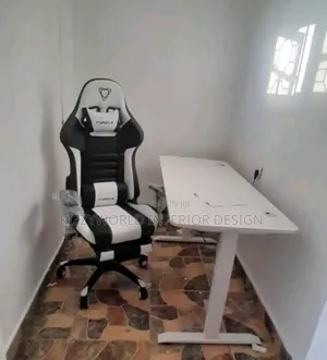 Adjustments Desks With Gaming Chair.