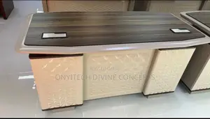 Exclusive Office Executive Table