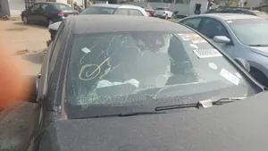 Benze E350 2020 Windscreen Glass Available We Deliver Fix