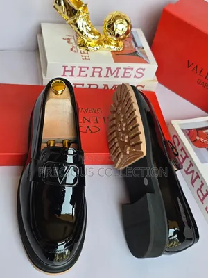 Glossy Leather 2 Toned Sole Valentino Black Shoe