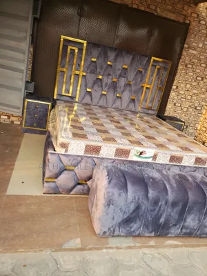 6/6 Bedframe.