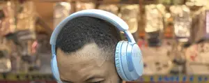 Noise Cancelling Bose Headphones