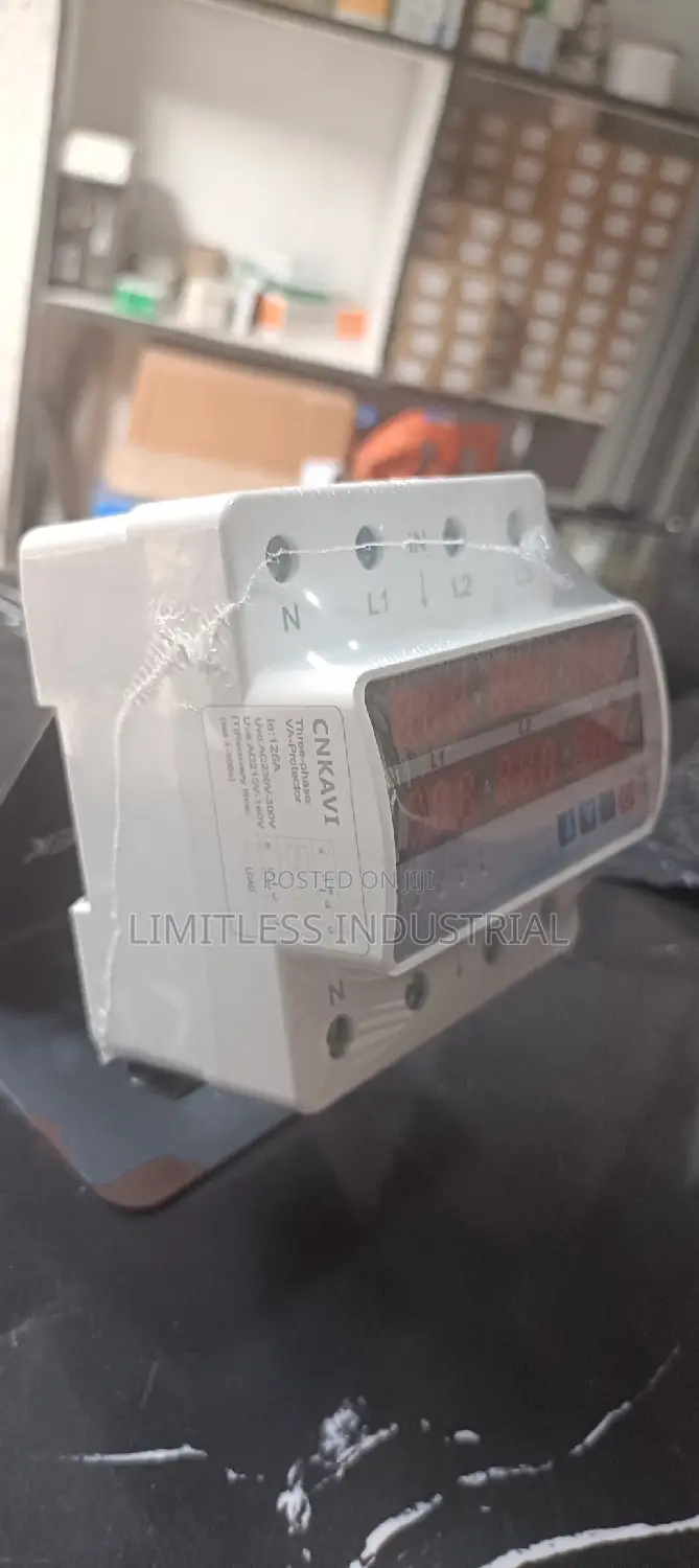125a 4pole Voltage Protector