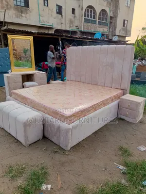 Quality Padded Complete Set of 6x6ft Bedframe