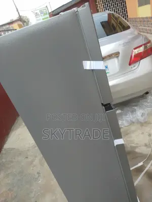 Smart Storage With Hisense 154l Double Door Refrigerator