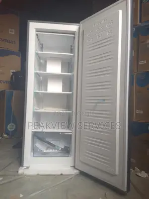 Skyrun 180l Standing Upright Freezer - Low Power Consumption