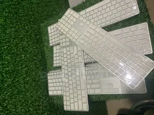 Apple Used Wired Keyboard