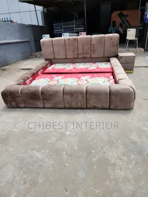 Upholstery Padded 7by6 Bed Stand