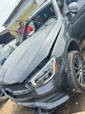 Glc300 2016 Windscreen Installation We Deliver Install