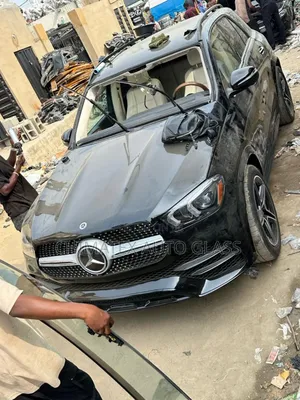 Gle350 2022 Windscreen Installation We Deliver Install