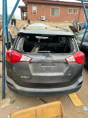 Toyota Rav4 2014 Back Windscreen Glass Available We Deliver