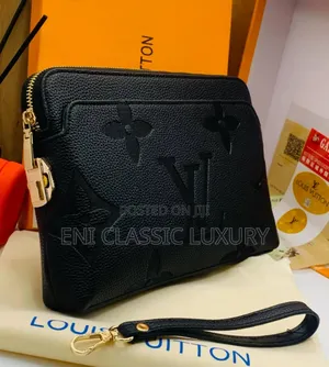 Classic Men Luxury Leather Armpit Purses Louis Vuitton