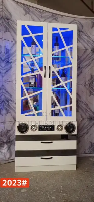 Quality Wine Bar With Speakers