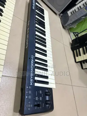 M Audio Keystation 49 Keys Midi Keyboard