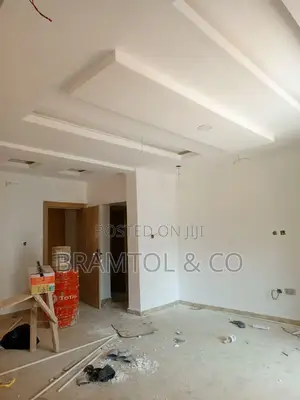 2bdrm Block of Flats in Idu Industrial for rent